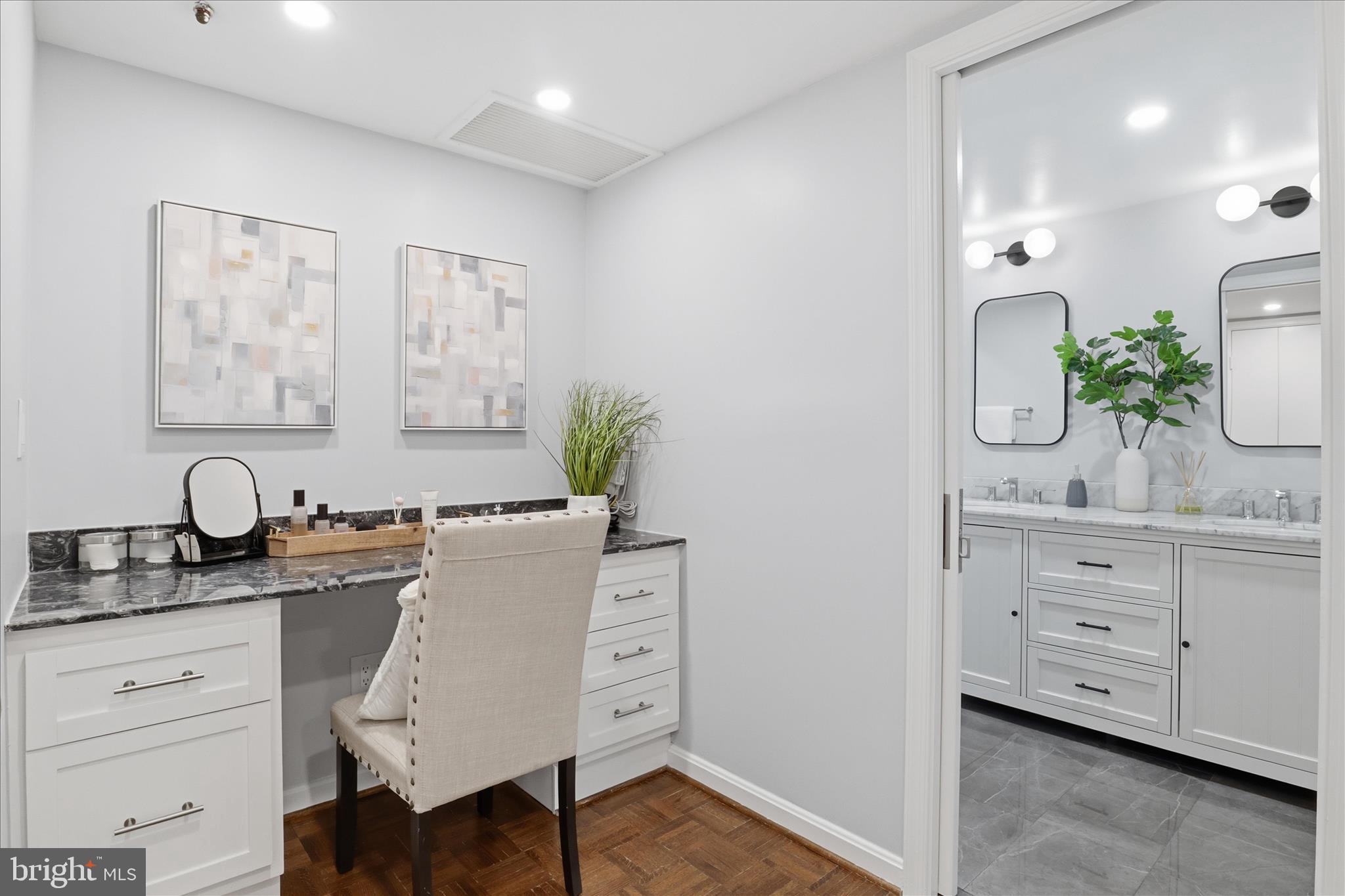 1101 South Arlington Ridge Road, Unit 201 Arlington, VA 22202 - Photo 12 of 44 Vanity/office nook