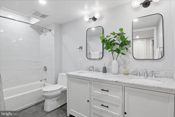 $489,900 | 1101 South Arlington Ridge Road, Unit 201, Arlington, VA 22202