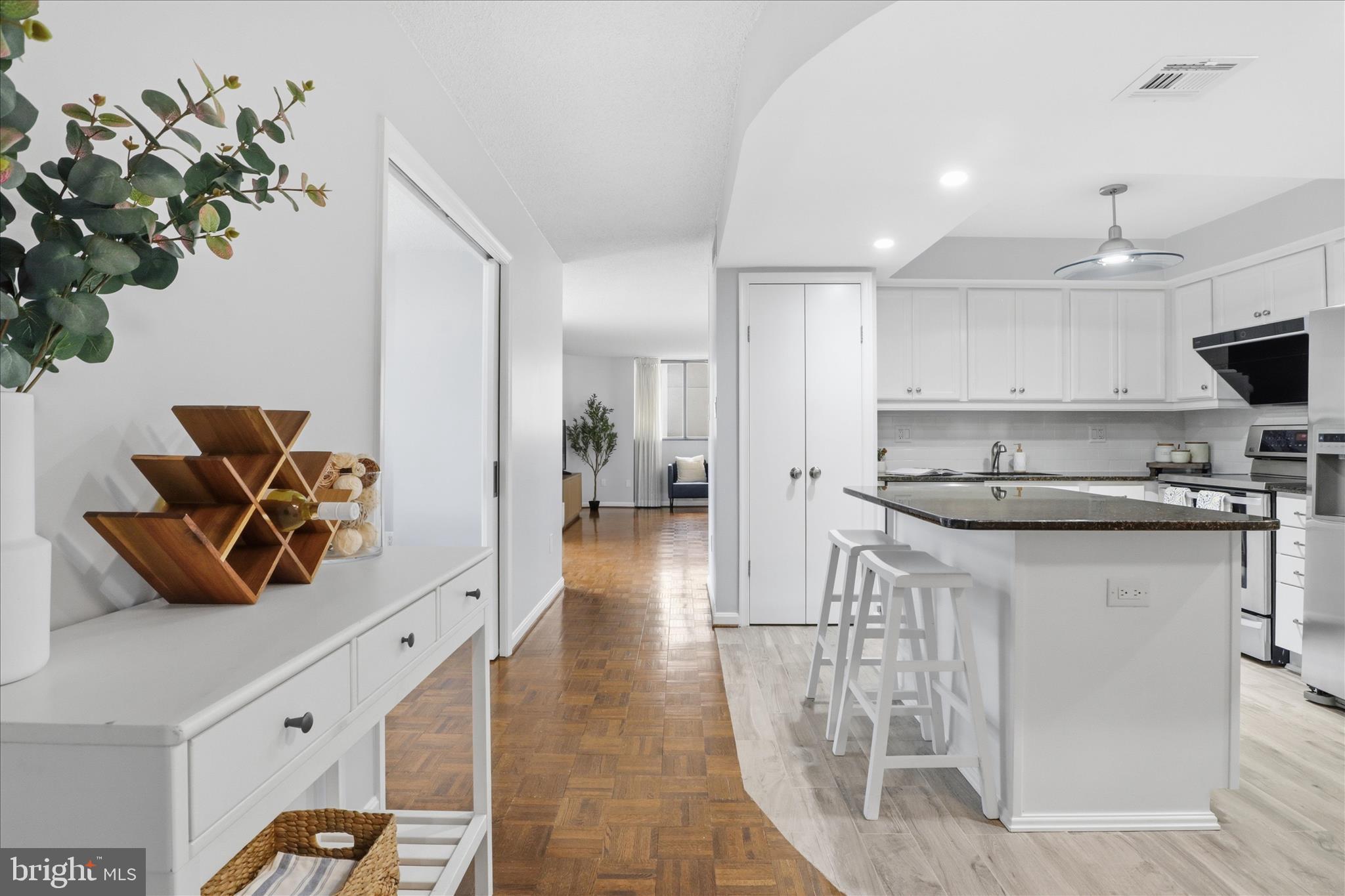 1101 South Arlington Ridge Road, Unit 201 Arlington, VA 22202 - Photo 14 of 44