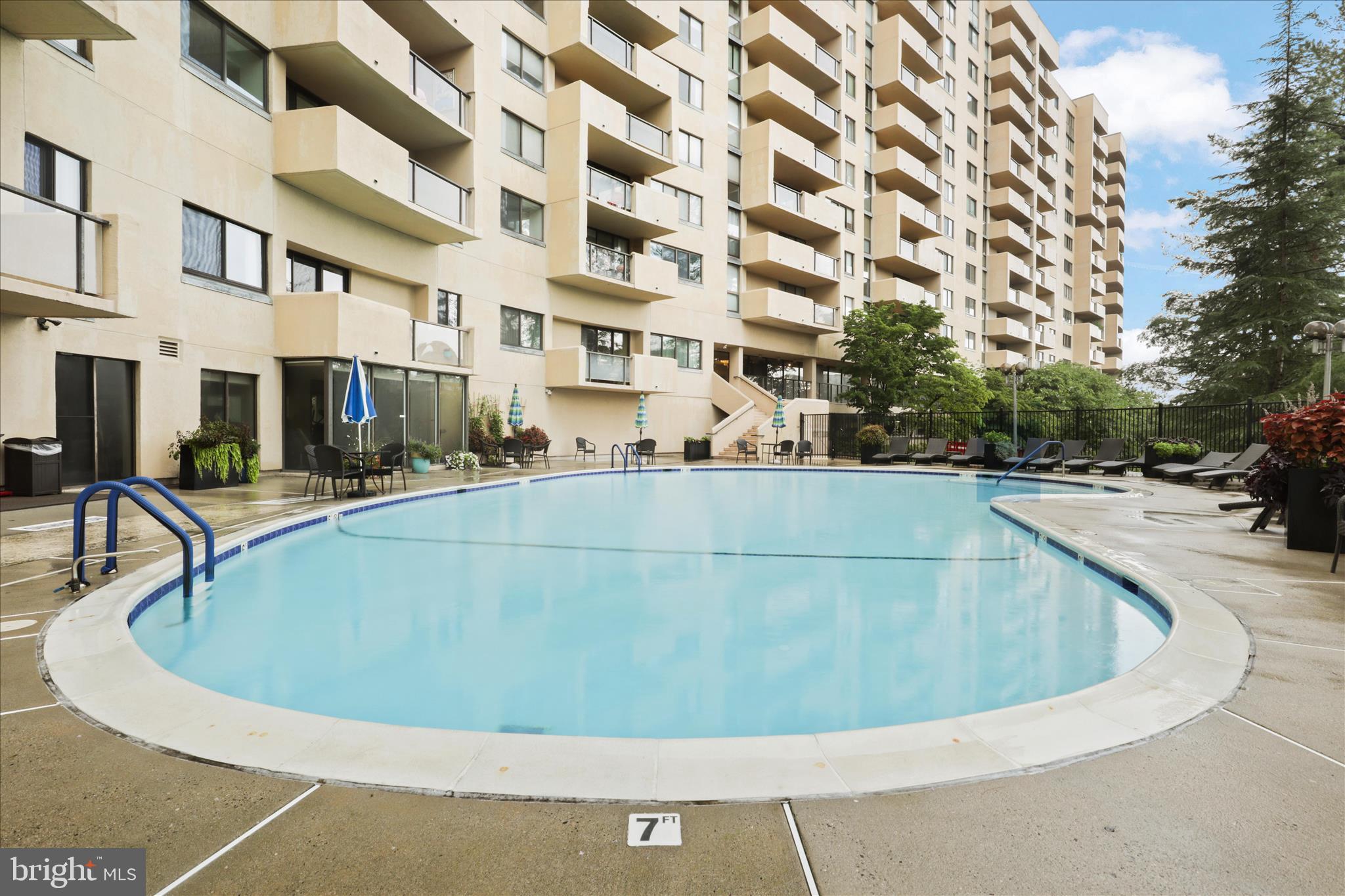 1101 South Arlington Ridge Road, Unit 201 Arlington, VA 22202 - Photo 26 of 44