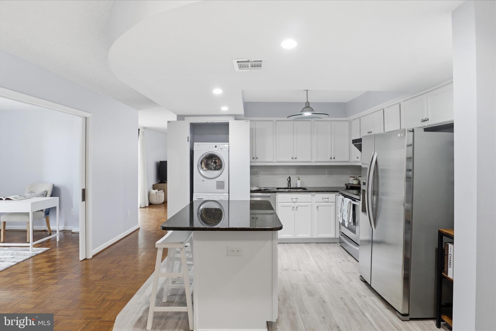 1101 South Arlington Ridge Road, Unit 201 Arlington, VA 22202 - Photo 6 of 44