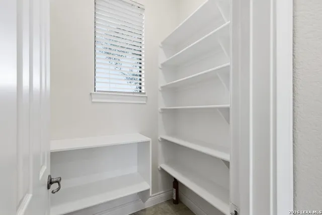 $859,444 | 411 Pueblo Pintado, Helotes, TX 78023