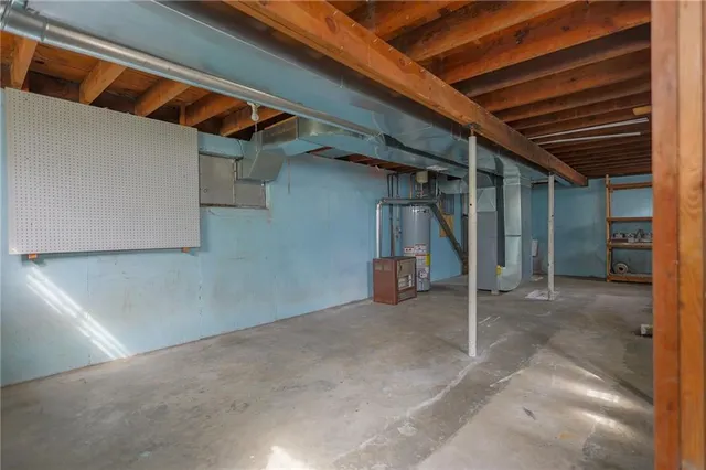 $265,000 | 205 East Washington Street, Kearney, MO 64060