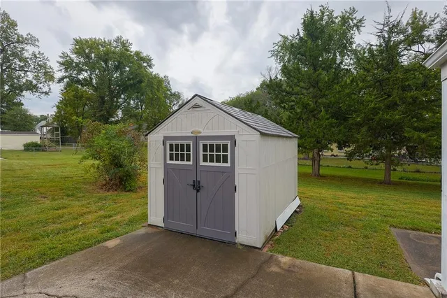 $265,000 | 205 East Washington Street, Kearney, MO 64060