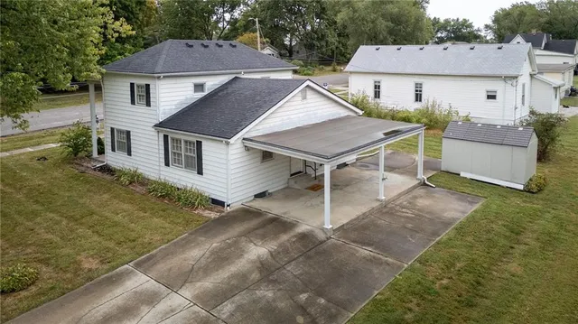 $265,000 | 205 East Washington Street, Kearney, MO 64060