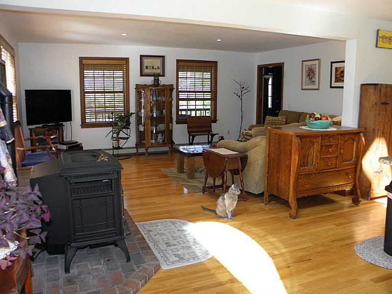 243 Old Coach Road Charlestown, RI 02813 - Photo 11 of 25 Living Room.