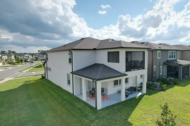 a house view with a garden space