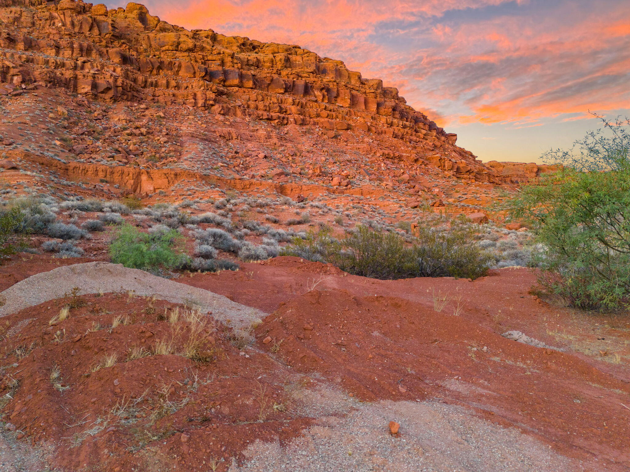 Entrada Trail Street, Unit 29 St. George, UT 84770 - Photo 1 of 16 1-web-or-mls-entrada-trail-29