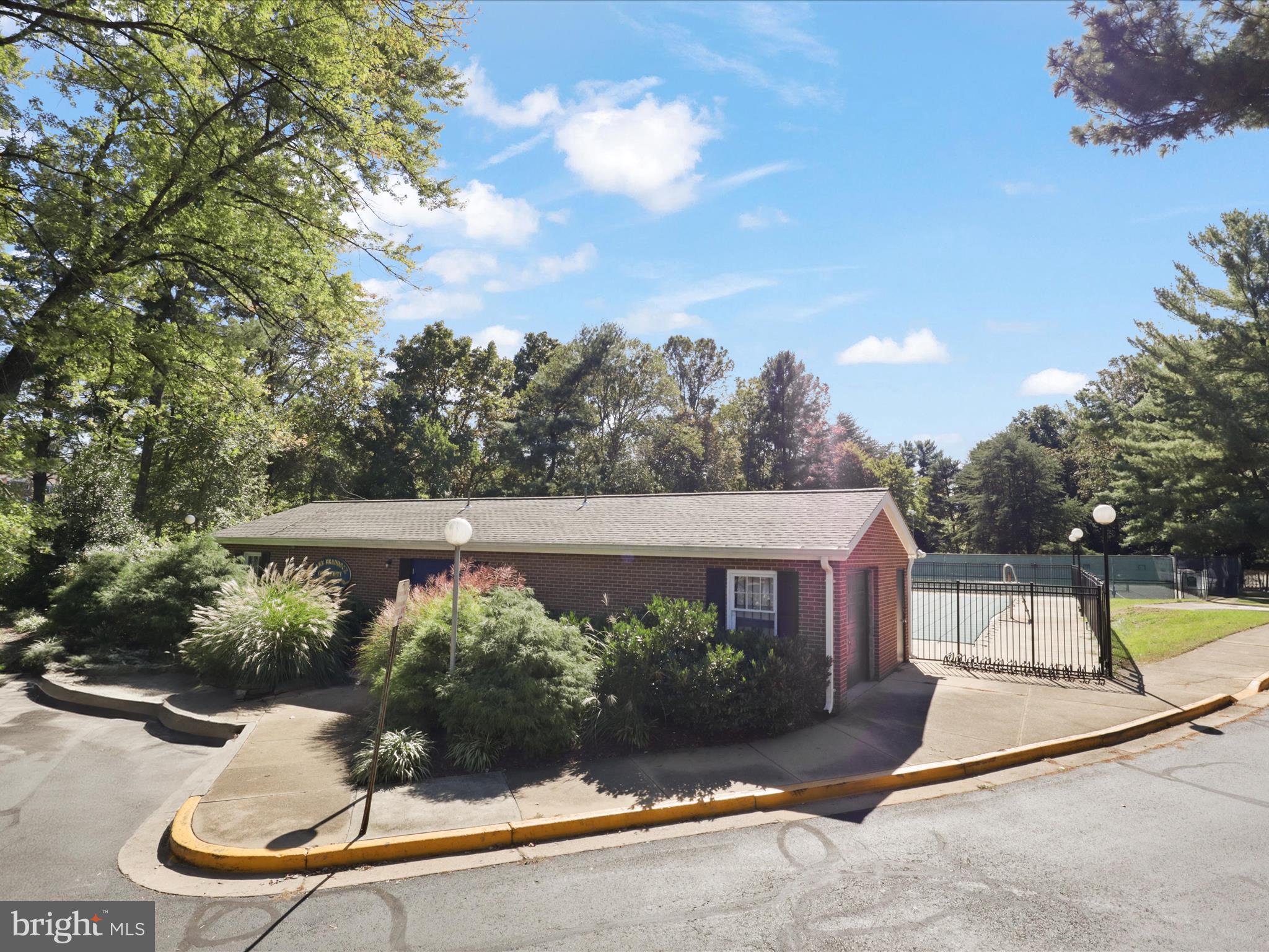 5407 Duxford Place Burke, VA 22015 - Photo 50 of 59