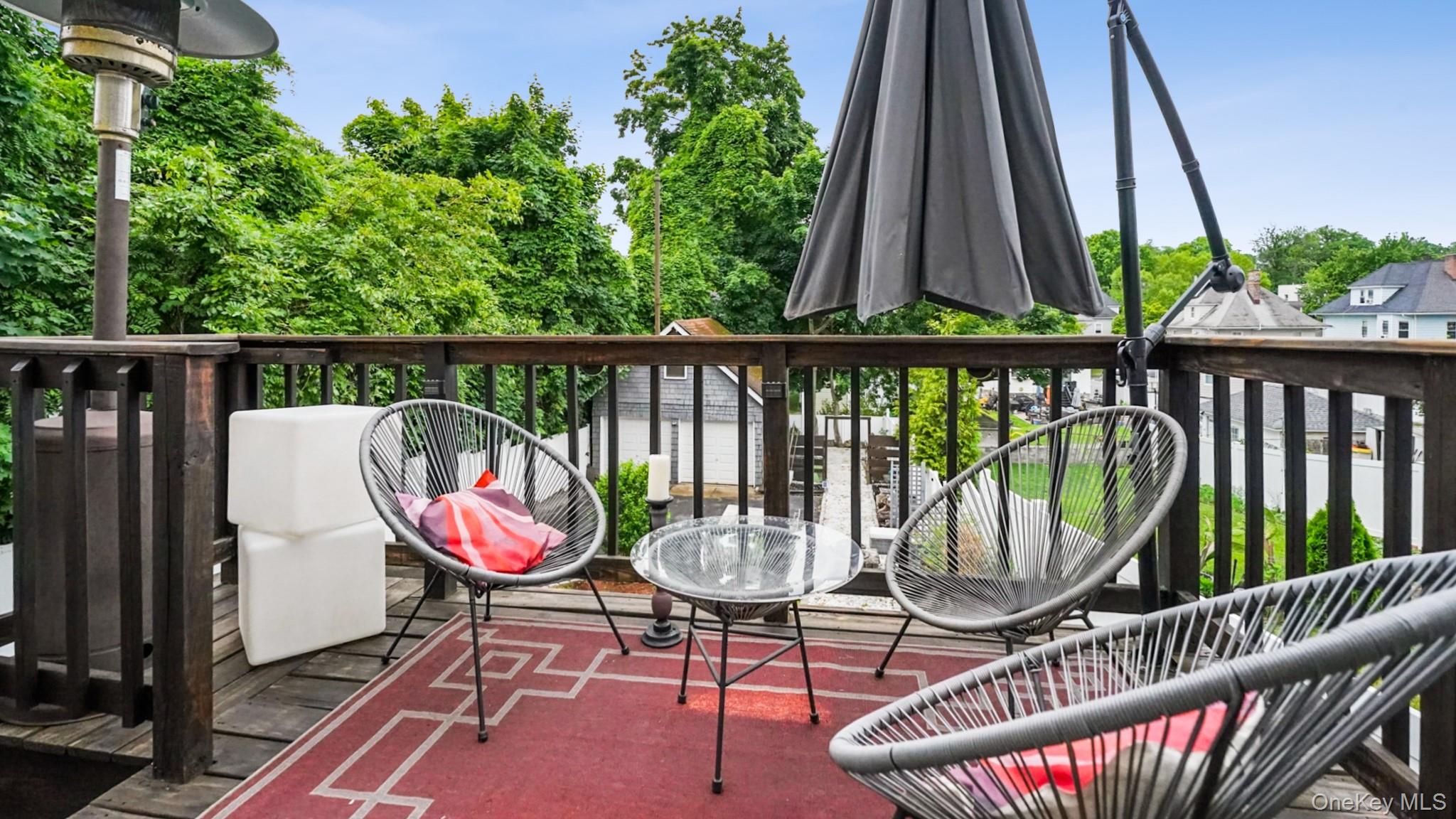 22 Mt Joy Place New Rochelle, NY 10801 - Photo 11 of 38 Deck off of kitchen