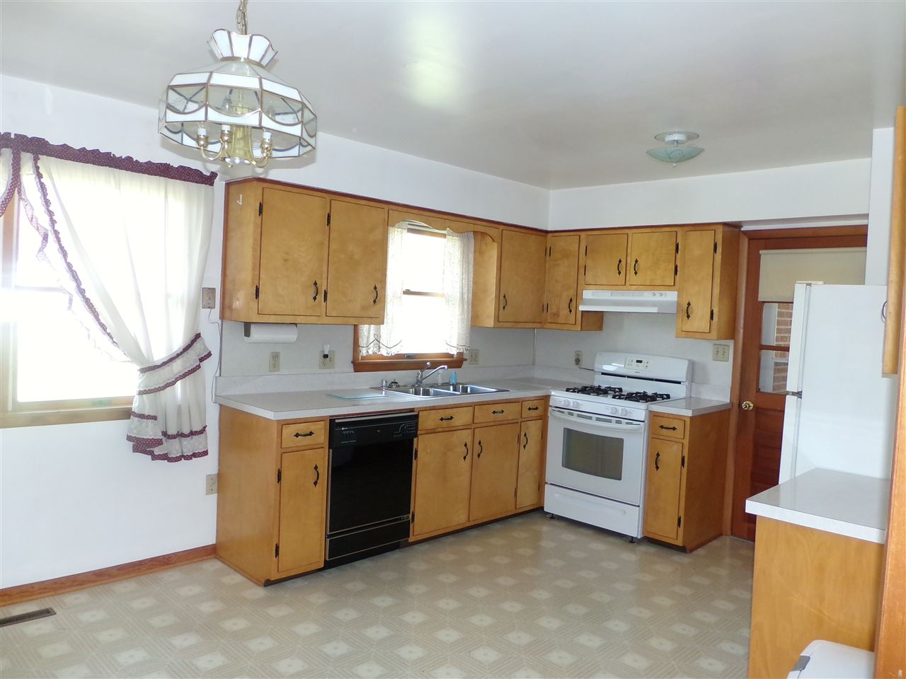 610 Foltz Road Edinburg, VA 22824 - Photo 15 of 24 Gallery Image 15