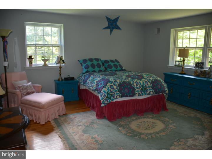 735 Walker Road Wayne, PA 19087 - Photo 12 of 19 Bedroom 3