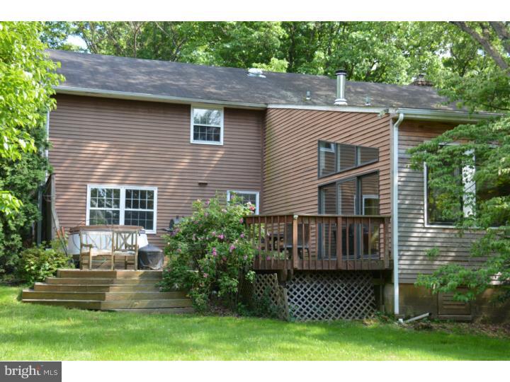 735 Walker Road Wayne, PA 19087 - Photo 17 of 19 Exterior Back