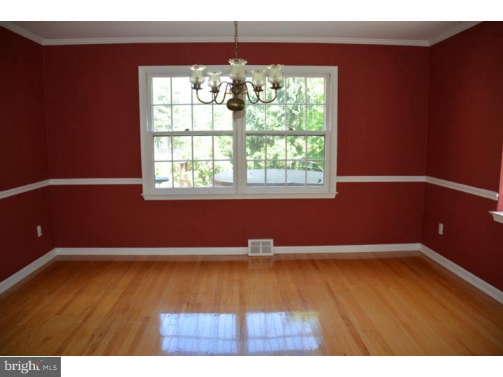 735 Walker Road Wayne, PA 19087 - Photo 4 of 19 Dining Room