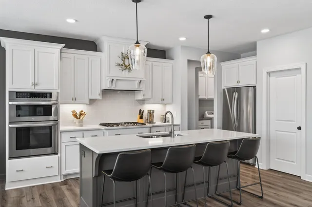 $575,000 | 2739 Kensington Avenue Northeast, St. Michael, MN 55376