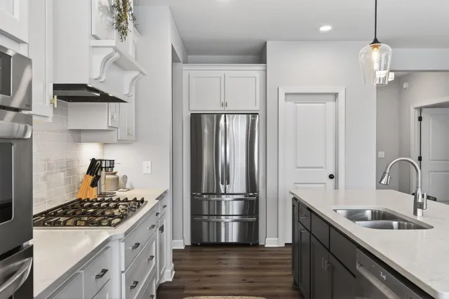 $575,000 | 2739 Kensington Avenue Northeast, St. Michael, MN 55376