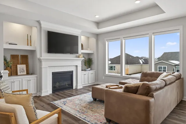 $575,000 | 2739 Kensington Avenue Northeast, St. Michael, MN 55376