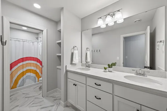 $575,000 | 2739 Kensington Avenue Northeast, St. Michael, MN 55376