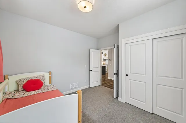 $575,000 | 2739 Kensington Avenue Northeast, St. Michael, MN 55376