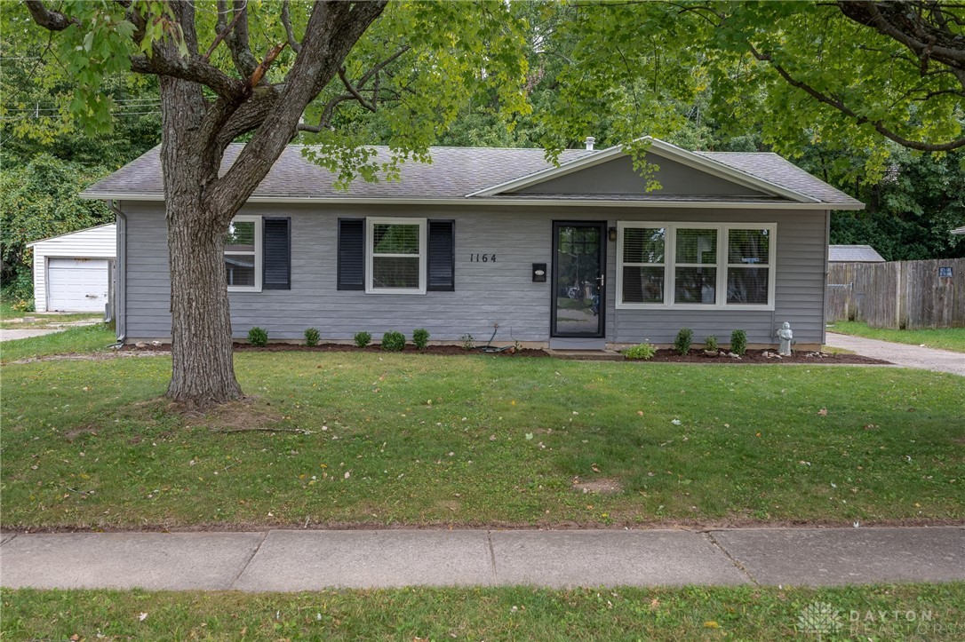 1164 Jeanette Drive Riverside, OH 45432 - Photo 2 of 32