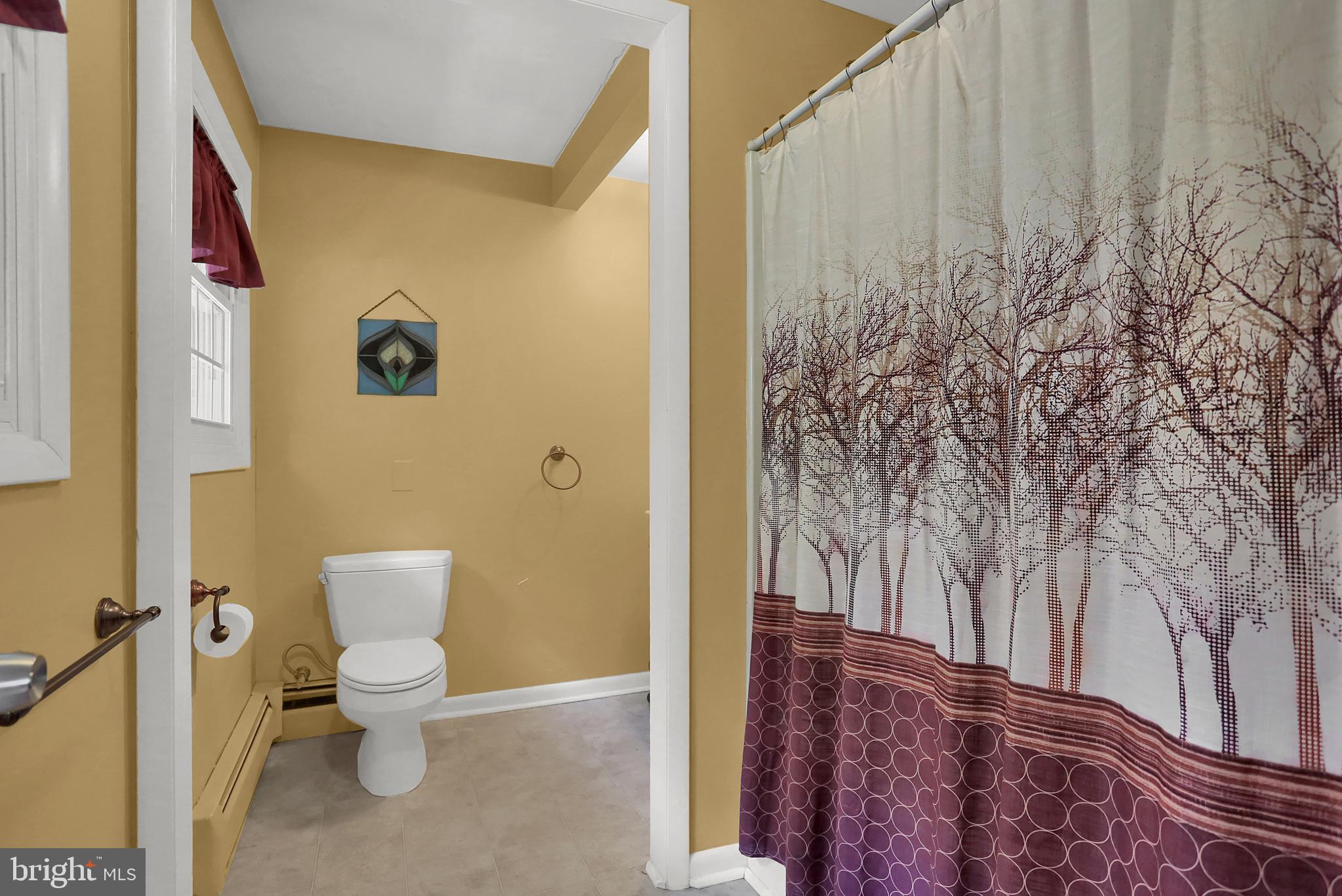225 Reynolds Mill Road York, PA 17403 - Photo 53 of 73 MASTER BATHROOM