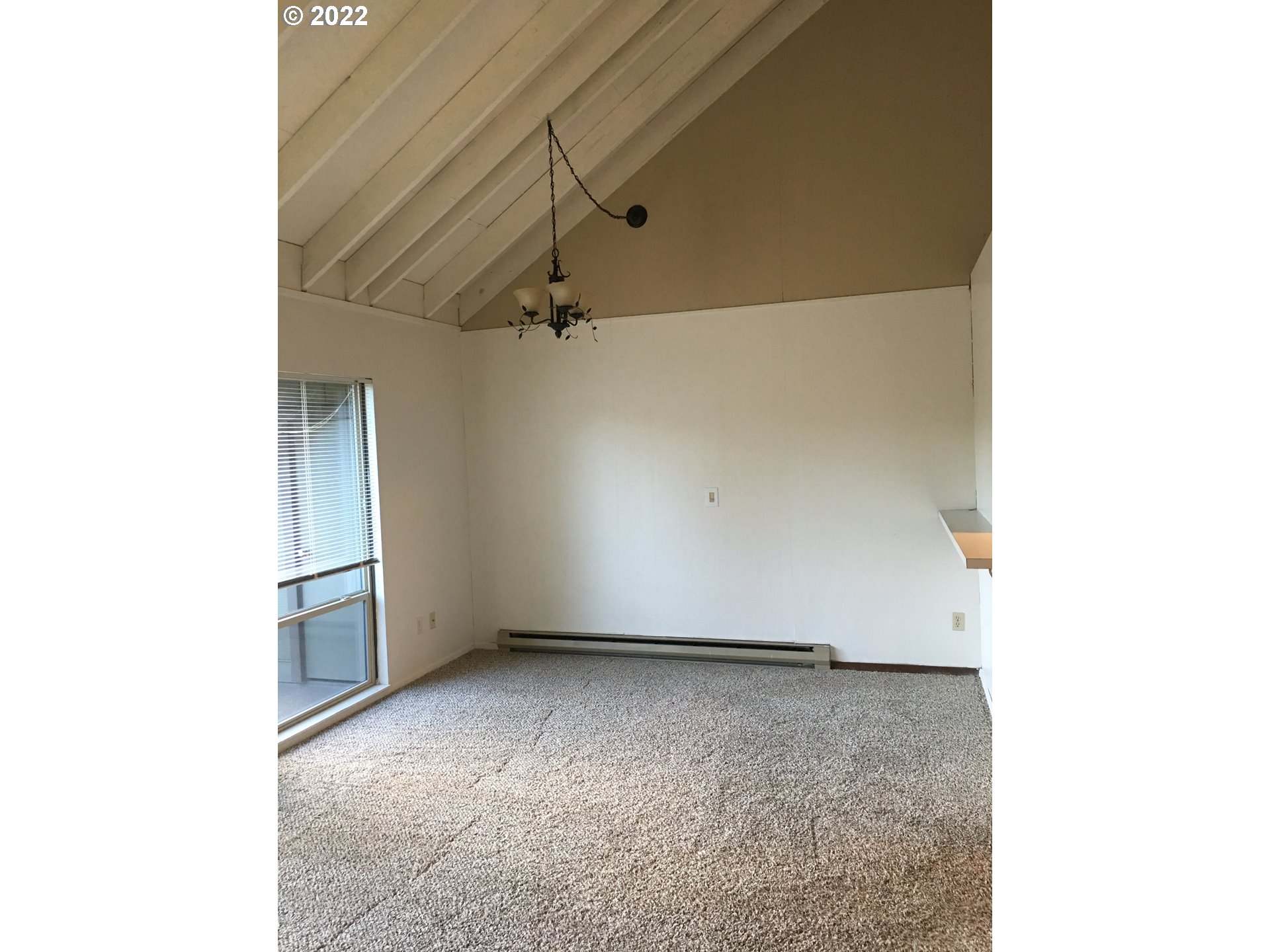 7602 Southwest Barnes Road, Unit D Portland, OR 97225 - Photo 12 of 14 Gallery Image 12