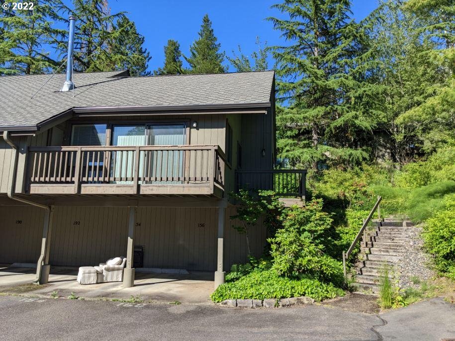 7602 Southwest Barnes Road, Unit D Portland, OR 97225 - Photo 2 of 14 Gallery Image 2