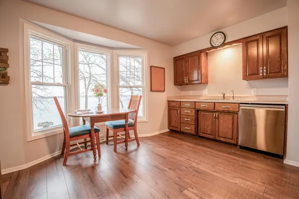 $600,000 | 6401 24th Street Northeast, Willmar, MN 56201