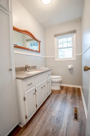 $600,000 | 6401 24th Street Northeast, Willmar, MN 56201