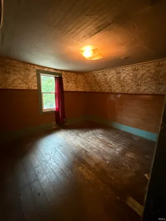 $53,500 | 204 South Graceland Avenue, Claypool, IN 46510