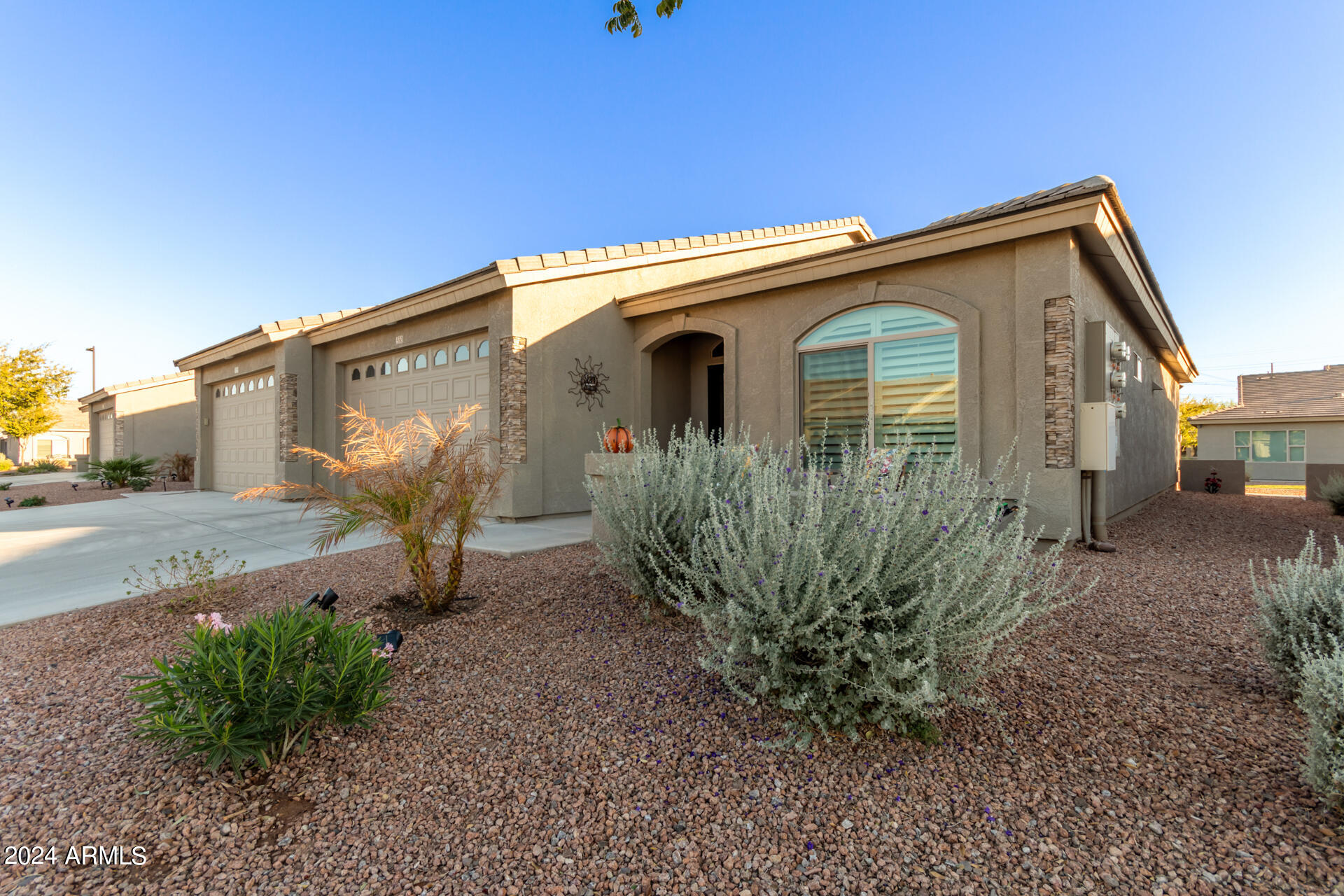 3117 South Signal Butte Road, Unit 530 Mesa, AZ 85212 - Photo 3 of 26 03 - Signal Butte