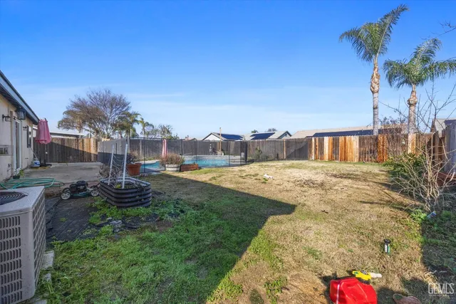 a bathroom with a tub