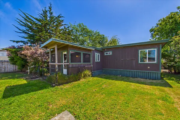 $319,000 | 6780 Harrison Avenue, Fields Landing, CA 95537