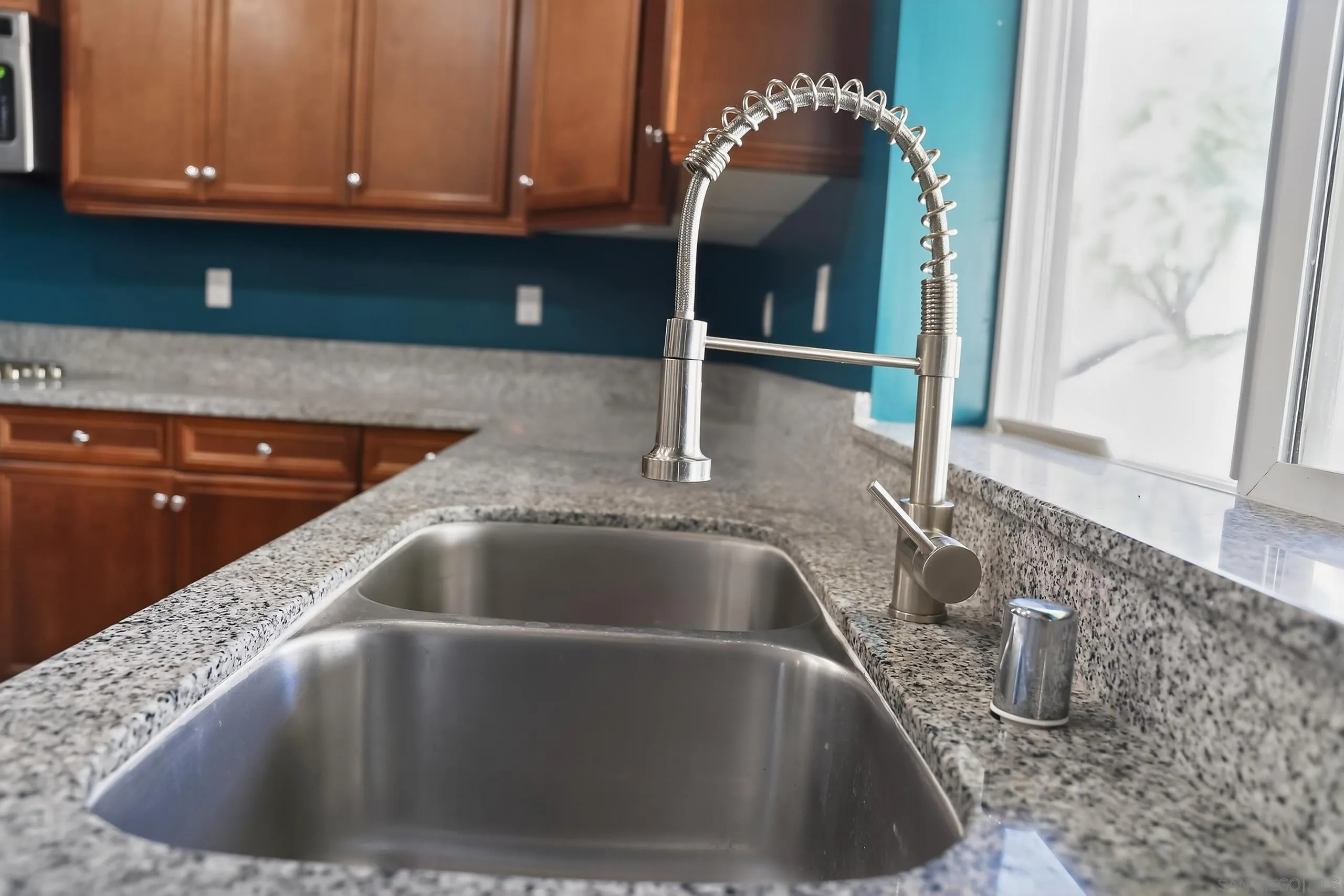 28324 Tupelo Road Menifee, CA 92584 - Photo 12 of 30