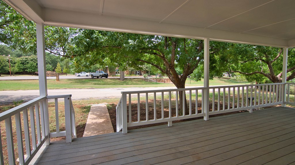 425 Post Hill Street Mason, TX 76856 - Photo 21 of 21 a view of balcony with yard