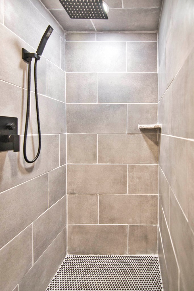 425 Post Hill Street Mason, TX 76856 - Photo 10 of 21 a bathroom with a shower