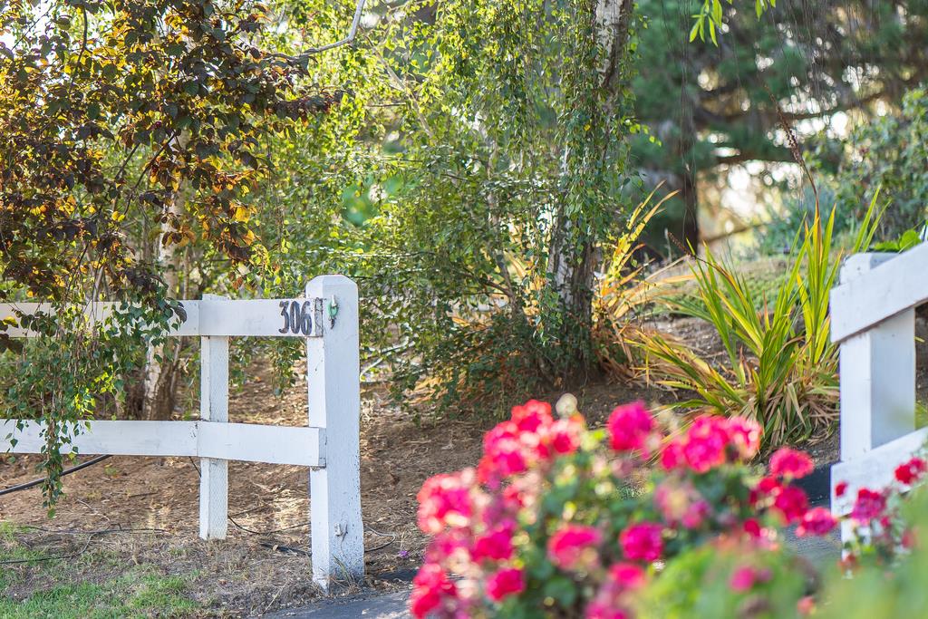 306 Wheelock Road Watsonville, CA 95076 - Photo 4 of 41