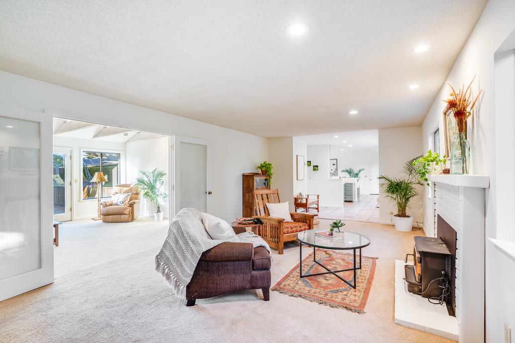 306 Wheelock Road Watsonville, CA 95076 - Photo 5 of 41