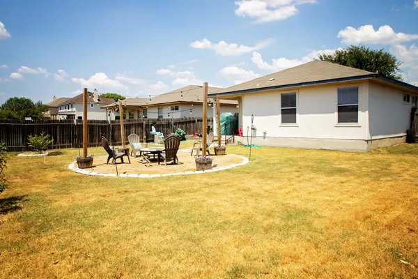 $1,750 | 135 Holmstrom Street, Hutto, TX 78634