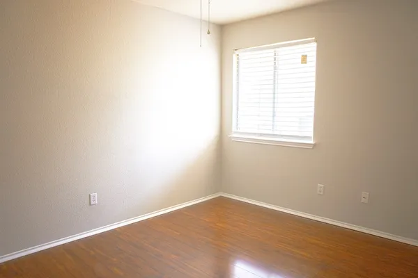 $1,750 | 135 Holmstrom Street, Hutto, TX 78634