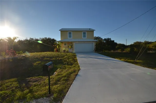 $2,400 | 272 Pelton Circle, Port Charlotte, FL 33954