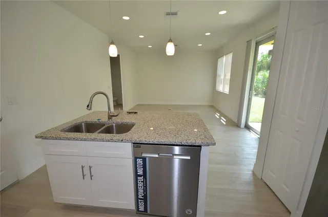 $2,400 | 272 Pelton Circle, Port Charlotte, FL 33954