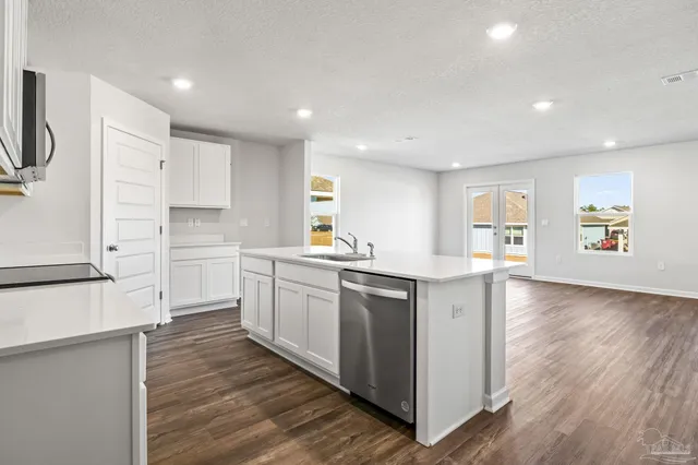 $274,900 | 555 Bridle Way, Pensacola, FL 32534