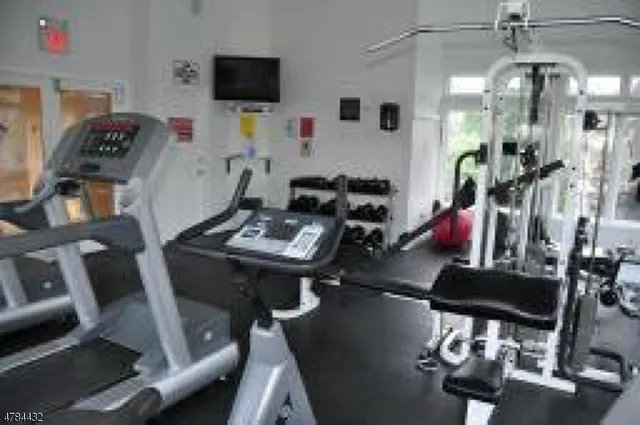 $3,100 | 26 Meyer Court, West Orange, NJ 07052