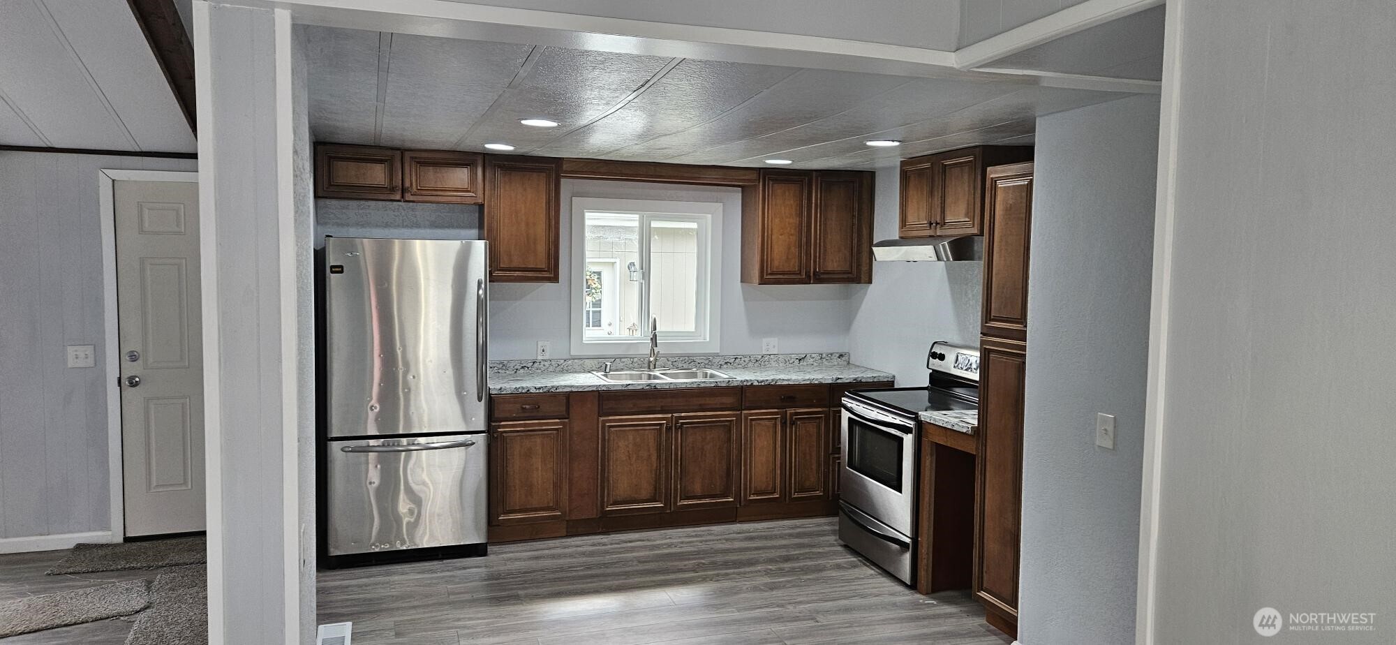2958 Northwest Mountain View Road, Unit F Silverdale, WA 98383 - Photo 7 of 22 Gallery Image 7