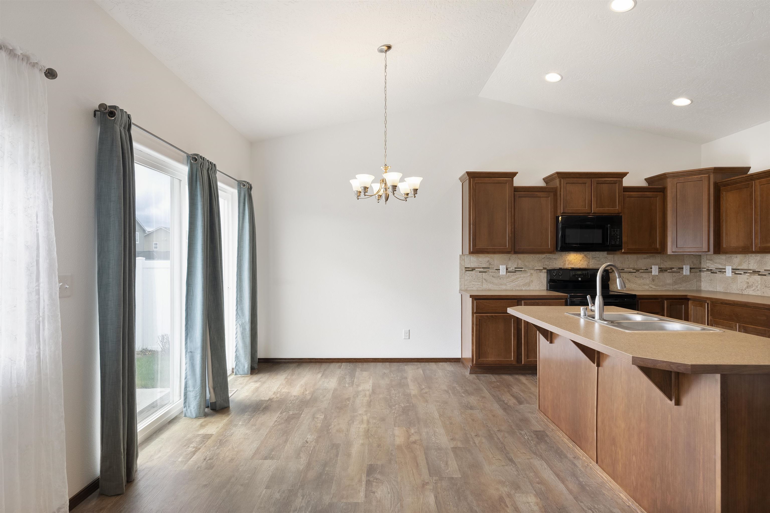 1815 West Jay Avenue Spokane, WA 99208 - Photo 6 of 23
