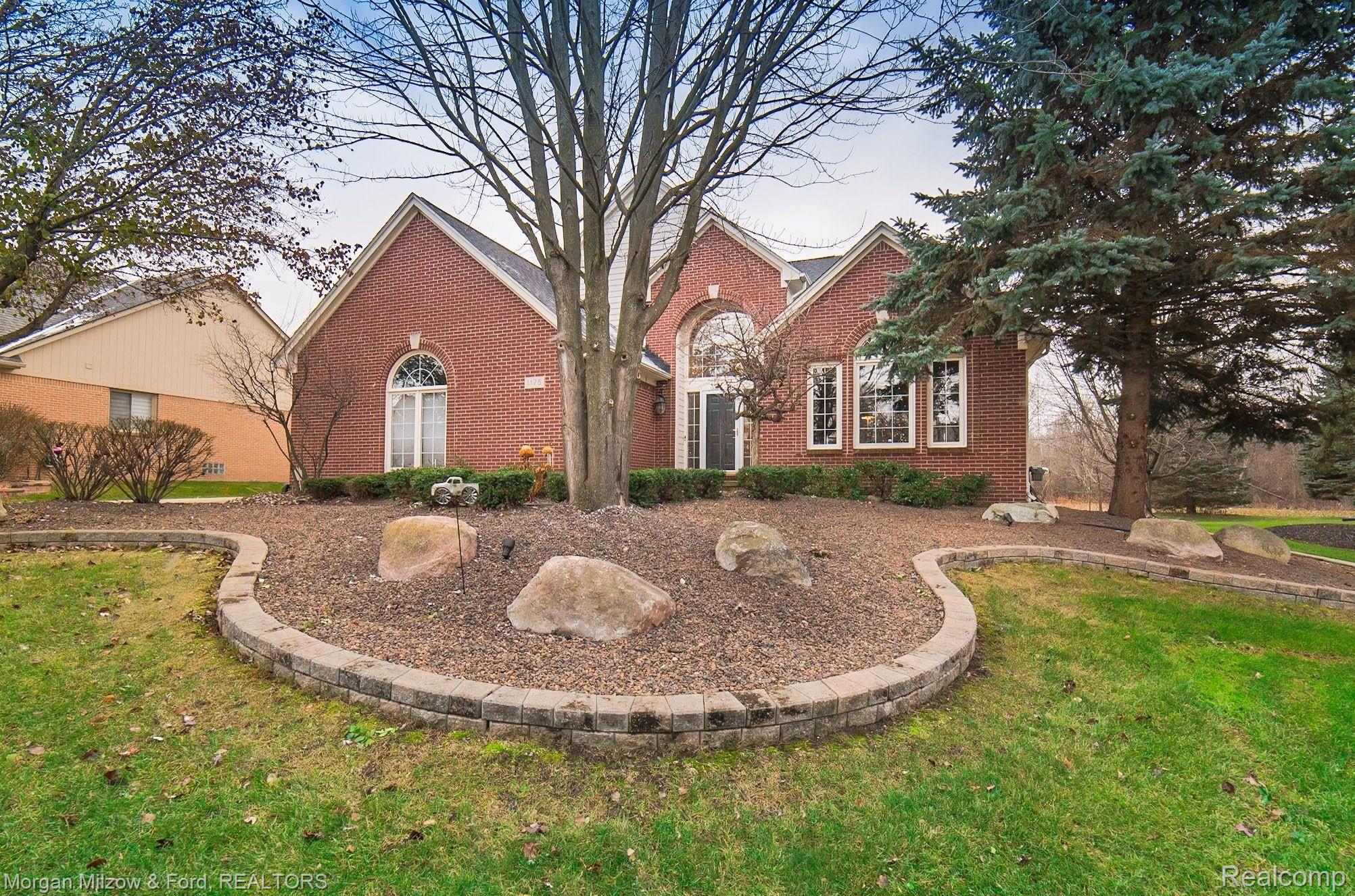 1175 Brunswick Rochester, MI 48309 - Photo 3 of 44 Brunswick (3).jpg