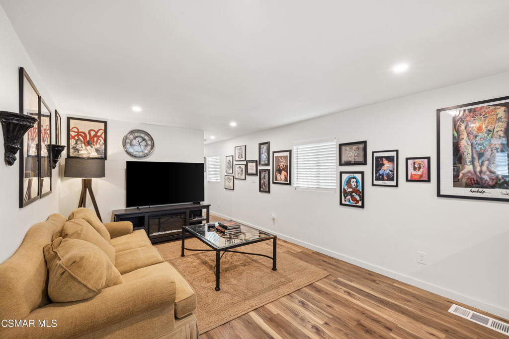 1550 Rory Lane, Unit 166 Simi Valley, CA 93063 - Photo 8 of 29