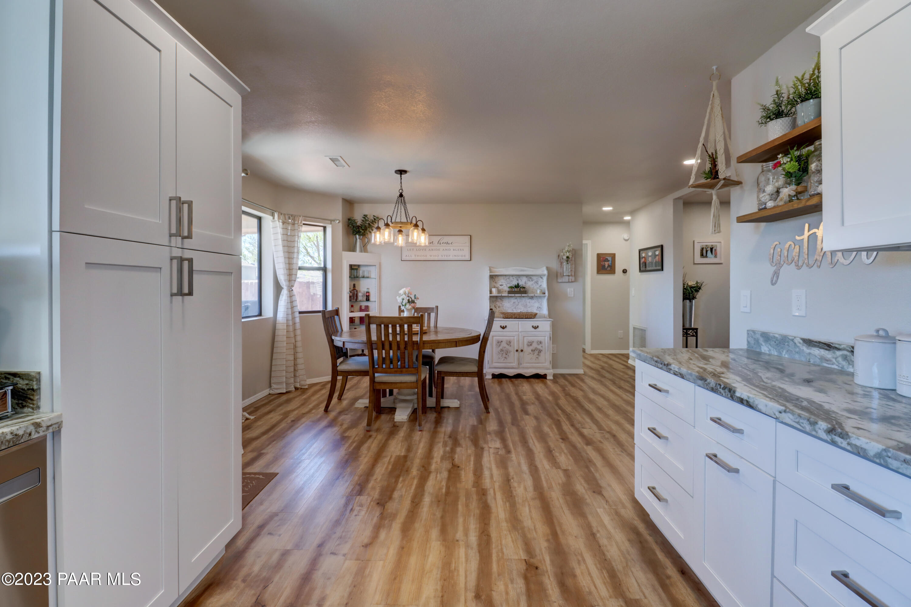 5651 North Long Rifle Road Prescott Valley, AZ 86314 - Photo 14 of 36 Kitchen/Dining