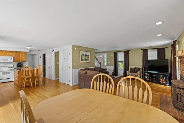 $715,000 | 7 Great Cedar Crossing, Lakeville, MA 02347